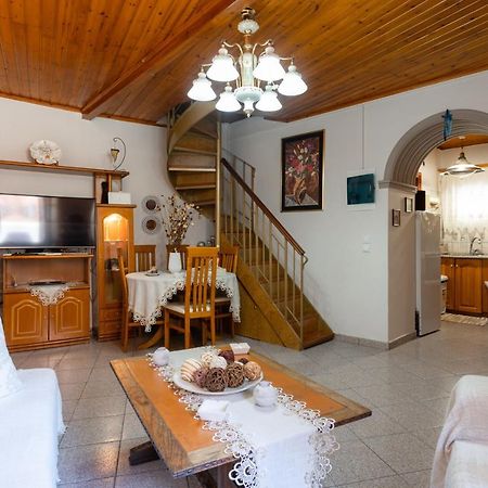 Nature Village Apartment Agioi Deka  Zewnętrze zdjęcie